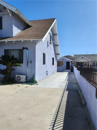 Image 3 - South Boyle Avenue, Los Angeles, CA 90033, USA - Apartment for rent