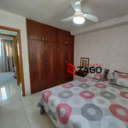 Buy this 3 bed apartment on Rua Antônio Campos Sobrinho in São Benedito, Uberaba - MG