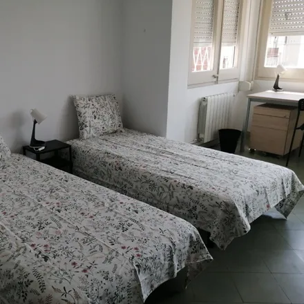 Rent this 9 bed room on Carrer de Muntaner in 179, 08001 Barcelona