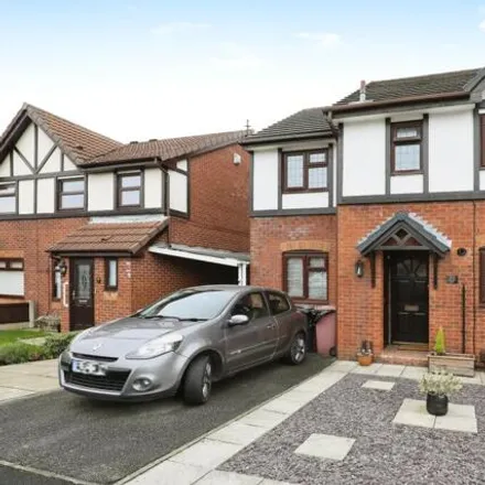 Buy this 3 bed duplex on Whinmoor Road in Knowsley, L10 0AT