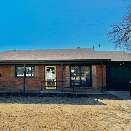 Buy this 3 bed house on 1707 71st Street in Lubbock, TX 79412