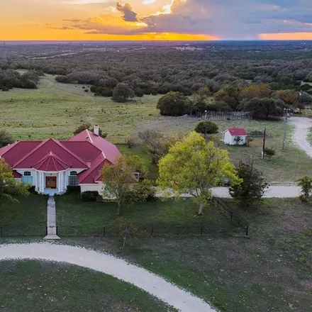 Image 3 - 1398 Duderstadt Road, Gillespie County, TX 78631, USA - House for sale