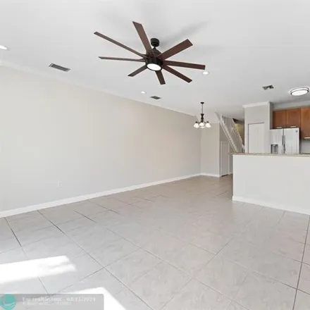 Image 7 - 374 Southwest 7th Street, Fort Lauderdale, FL 33315, USA - House for rent