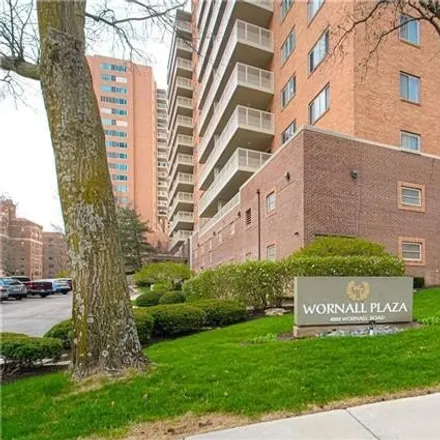 Buy this 2 bed condo on Wornall Plaza in 310 West 49th Street, Kansas City