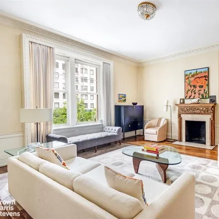 Image 3 - 521 PARK AVENUE 2A in New York - Apartment for sale