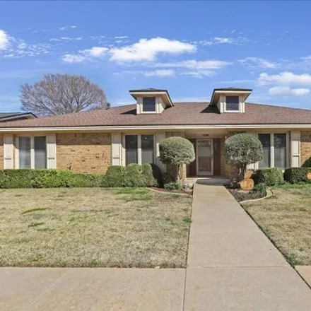 Buy this 3 bed house on 4628 88th Street in Lubbock, TX 79424