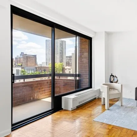 Image 5 - 45 East 89th Street, New York, NY 10128, USA - Condo for sale