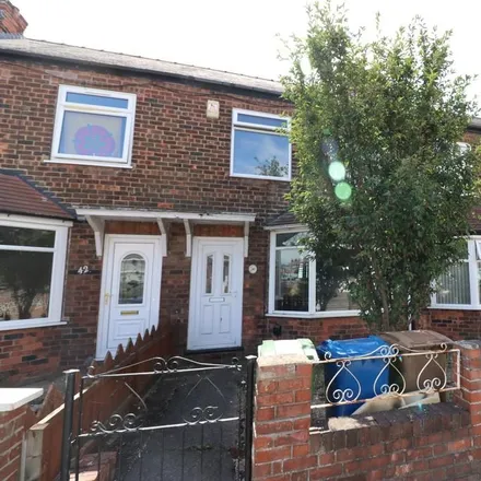 Rent this 2 bed townhouse on Bedford Road in Hessle, HU13 9DG