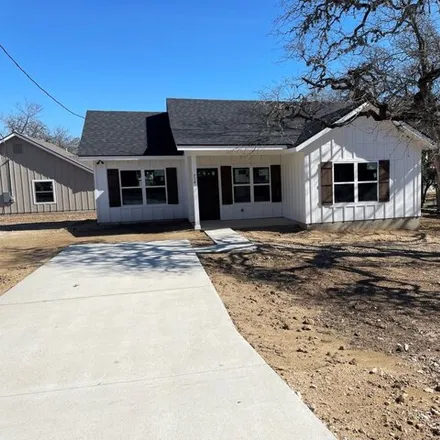 Buy this 3 bed house on 1506 Oak Street in Bandera, TX 78003