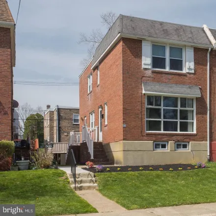 Rent this 3 bed townhouse on 508 West 40th Street in Wilmington, DE 19802