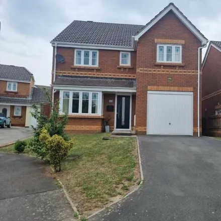 Rent this 4 bed house on Harding Close in Upper Loughor, SA4 6PE