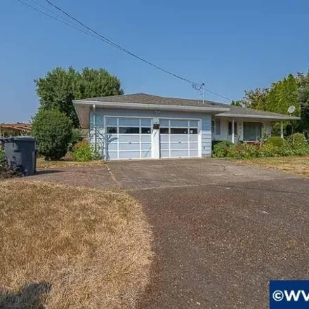 Buy this 3 bed house on 3439 2nd Avenue North in Keizer, OR 97314