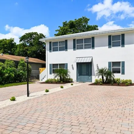 Buy this 8 bed house on 246 Northwest 2nd Avenue in Delray Beach, FL 33444