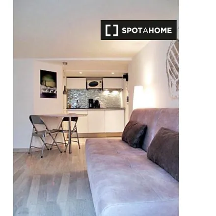 Image 6 - Petit hôtel d'Estrées, Rue des Gravilliers, 75003 Paris, France - Apartment for rent