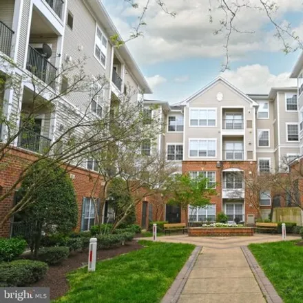 Image 4 - 4840 Eisenhower Avenue, Alexandria, VA 22304, USA - Condo for sale