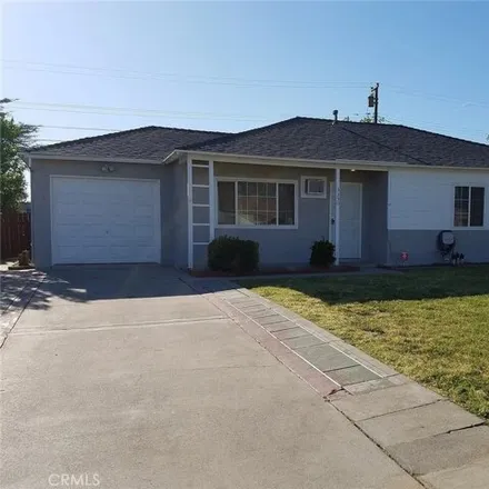 Image 2 - 3364 North Golden Avenue, San Bernardino, CA 92404, USA - House for rent