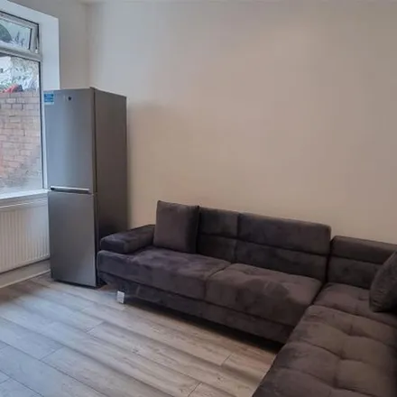 Rent this 5 bed apartment on 19a in 19b Maples Street, Nottingham