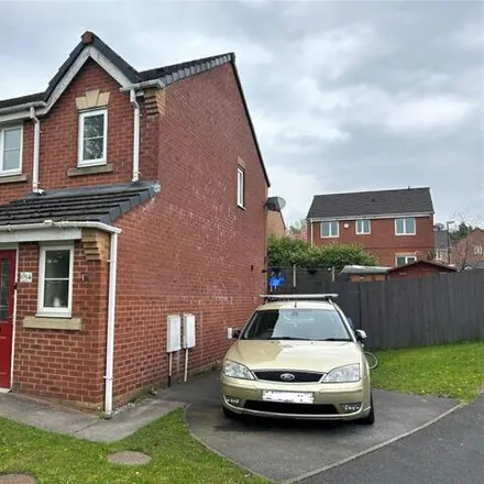 Buy this 3 bed house on Hansby Close in Royton, OL1 2UA