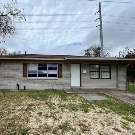 Buy this 3 bed house on 1110 Lilac in La Marque, TX 77568