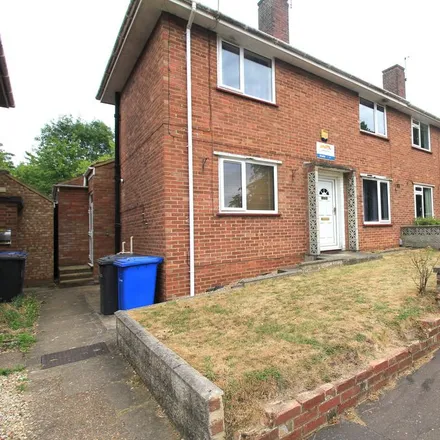 Rent this 7 bed duplex on 110 Friends Road in Norwich, NR5 8HR