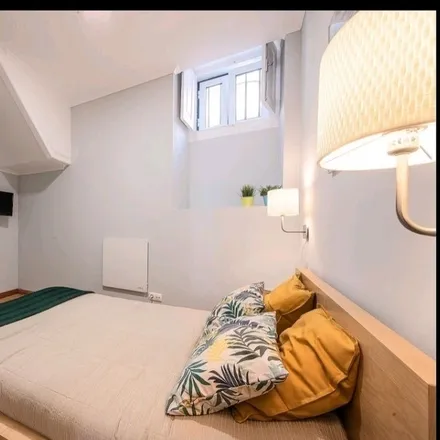 Rent this 2 bed apartment on Rua da Bela Vista à Graça 65 in 1170-054 Lisbon, Portugal