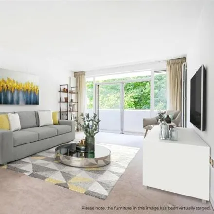 Buy this 2 bed apartment on Waterford House in Kensington Park Road, London