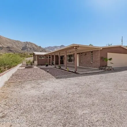 Buy this 5 bed house on 122 East Suffolk Drive in Oro Valley, AZ 85704