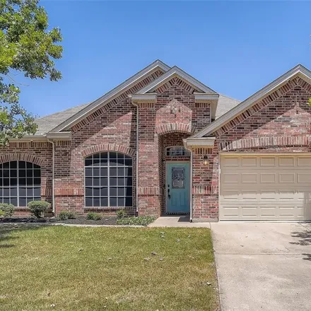 Buy this 4 bed loft on 908 Linden Drive in Burleson, TX 76028