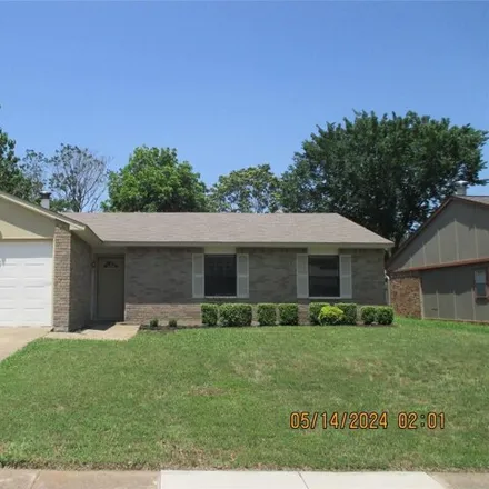 Rent this 3 bed house on 553 Cumberland Drive in Allen, TX 75003
