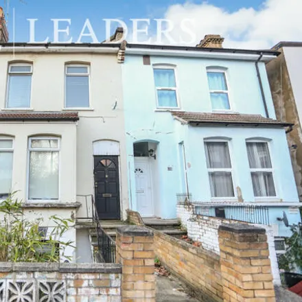 Rent this 1 bed house on Heavitree Road in Glyndon, London