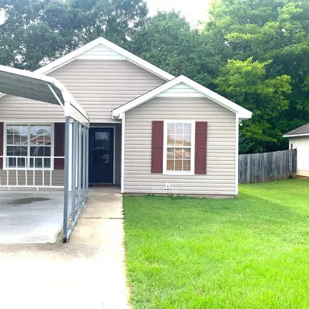 Buy this 3 bed house on 295 Johnson Road in Warner Robins, GA 31093
