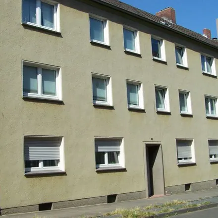 Rent this 3 bed apartment on Cecilienstraße 35 in 41236 Mönchengladbach, Germany