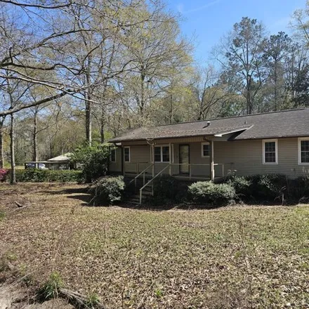 Buy this 3 bed house on 1436 West College Avenue in Wiggins, MS 39577