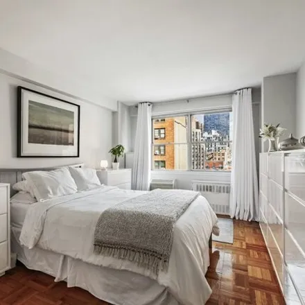 Image 5 - 430 West 34th Street, New York, NY 10001, USA - Apartment for sale