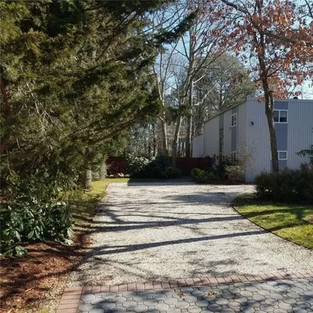 Rent this 3 bed house on 73 Spinney Road in Southampton, East Quogue