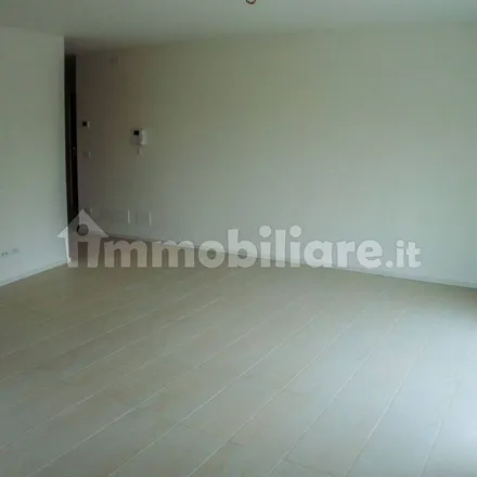 Image 2 - Via Lumignacco 2, 33100 Udine Udine, Italy - Apartment for rent