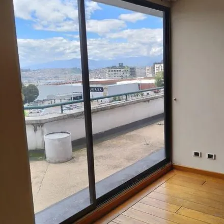 Buy this 3 bed apartment on Juguetón in Avenida del Parque, 170104