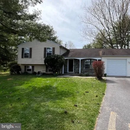 Rent this 3 bed house on 15701 Anamosa Drive in Derwood, MD 20855