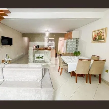 Buy this 3 bed house on Rua Antonio Damo in Parque São Vicente, Mauá - SP