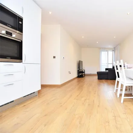 Rent this 2 bed apartment on High Road in London, RM6 6QD