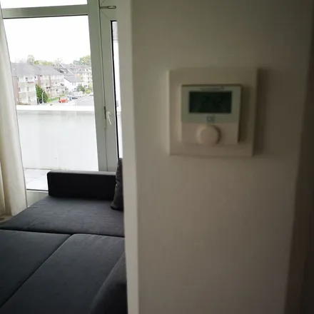 Rent this 3 bed apartment on Hunoldstraße 17 in 51147 Cologne, Germany