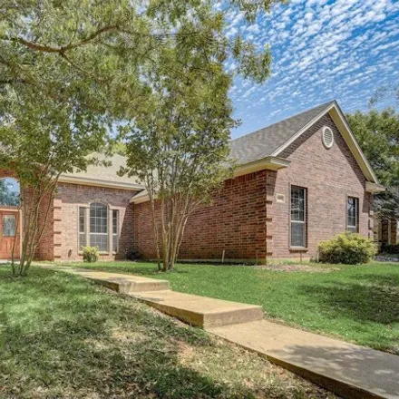 Buy this 3 bed house on 1802 Spinnaker Lane in Azle, TX 76020