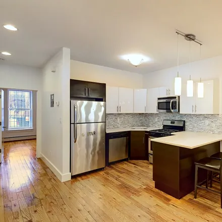 Image 3 - #1, 1057 Jefferson Avenue, Bushwick, Brooklyn, New York - Apartment for rent