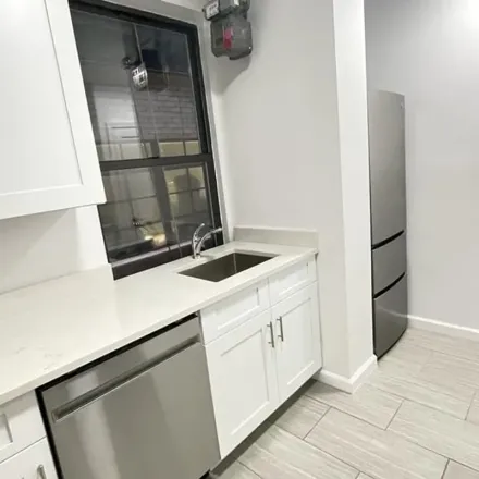 Image 3 - 57th Street, 6th Avenue, New York, NY 10019, USA - Apartment for rent