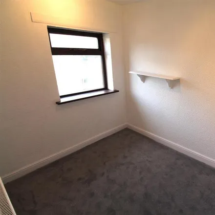 Image 7 - Pool Terrace, Bolton, BL1 5RF, United Kingdom - Townhouse for rent