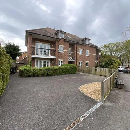 Image 6 - 10d Stourwood Avenue, Bournemouth, Christchurch and Poole, BH6 3QD, United Kingdom - Apartment for rent