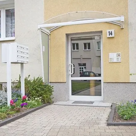 Image 2 - Fischer-von-Erlach-Straße 16, 06114 Halle (Saale), Germany - Apartment for rent