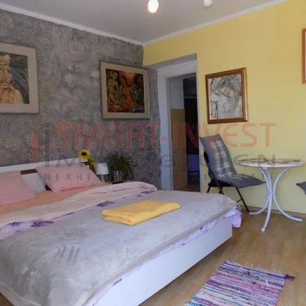 Rent this 7 bed apartment on Liganj 4 centar in Cesta za Lovransku Dragu, 51415 Liganj