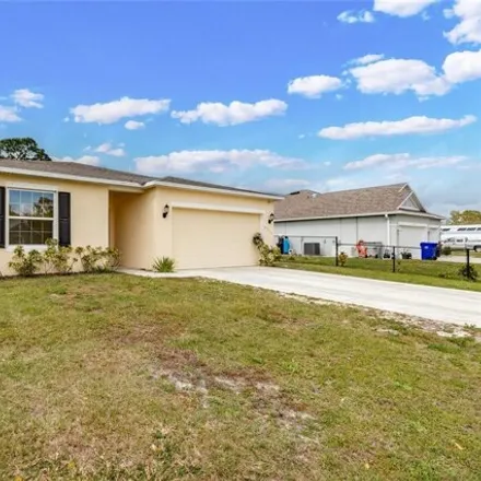Buy this 3 bed house on 8937 101st Court in Vero Lake Estates, Indian River County