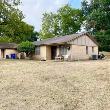 Image 5 - 105 Farm-to-Market Road 2022, Crockett, TX 75835, USA - House for sale